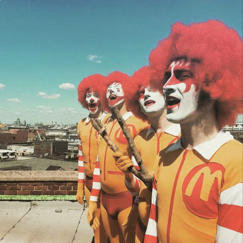 music video :: TURBOSLEAZE > Ronald McDonald’s Unusual Balls Clasp